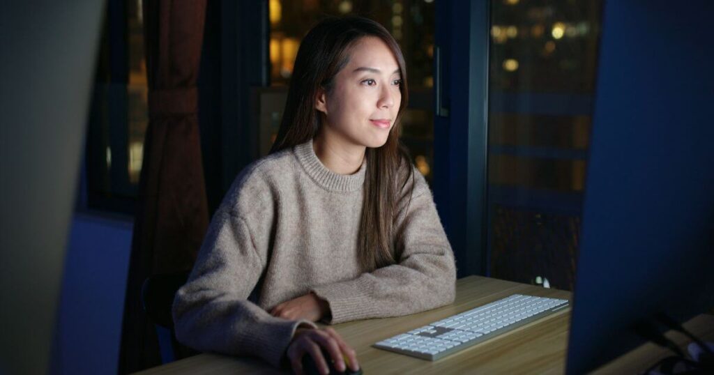 21 Best Part Time Night Jobs from Home (2024 Guide)